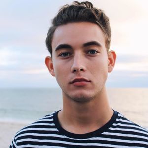 Meet your Posher, Donnie